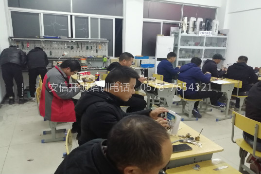 巴中有没有去开锁店学配汽车钥匙被骗的